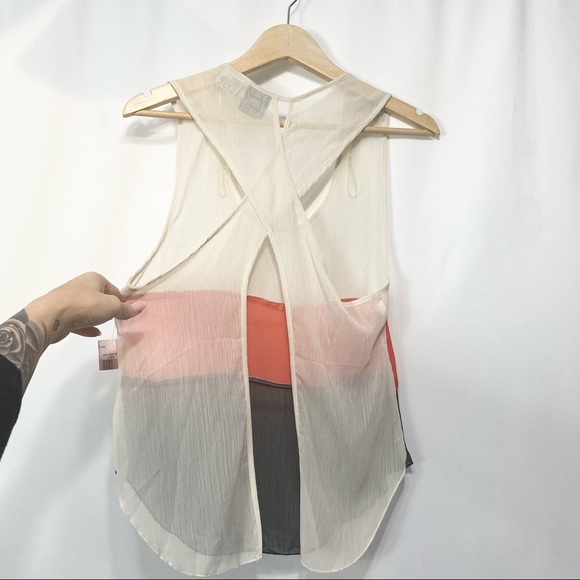 NWT-EVO-Sheer Black Colorblock Tank XS - Picture 5 of 7